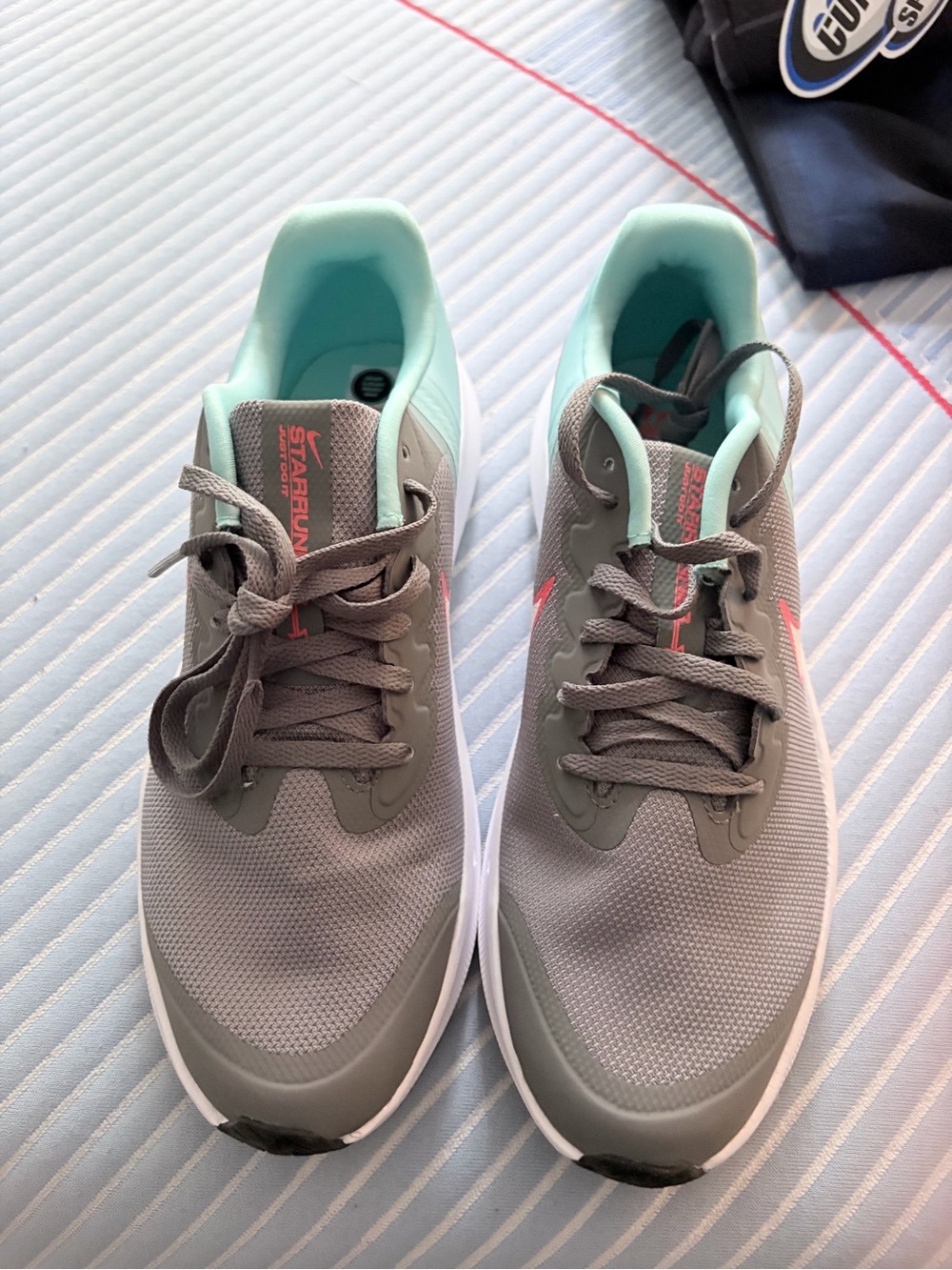 Nike Women's Gray & Mint Athletic Running Shoes